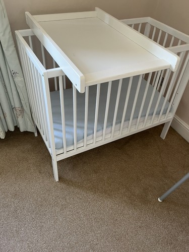 Kiddicare baby changing cot - kiddicare,