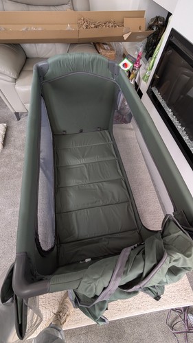 Hauck sleep play center - sleep,